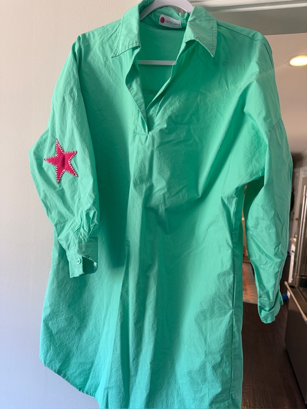 Caryn Lawn shift dress with Pink elbow stars! O/S